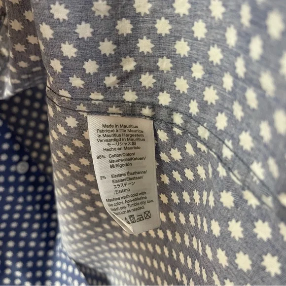 JCREW short sleeve button down collar cotton shirt blue with with stars Size S - Picture 4 of 4